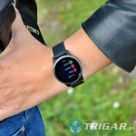 vivoactive4s_woman.jpg